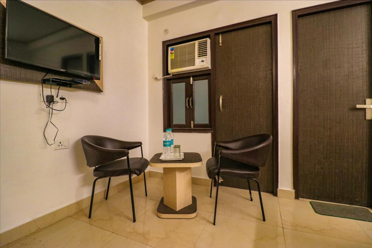Hotel Fabexpress Dolphin International - Nr Igi Airport New Delhi 3*